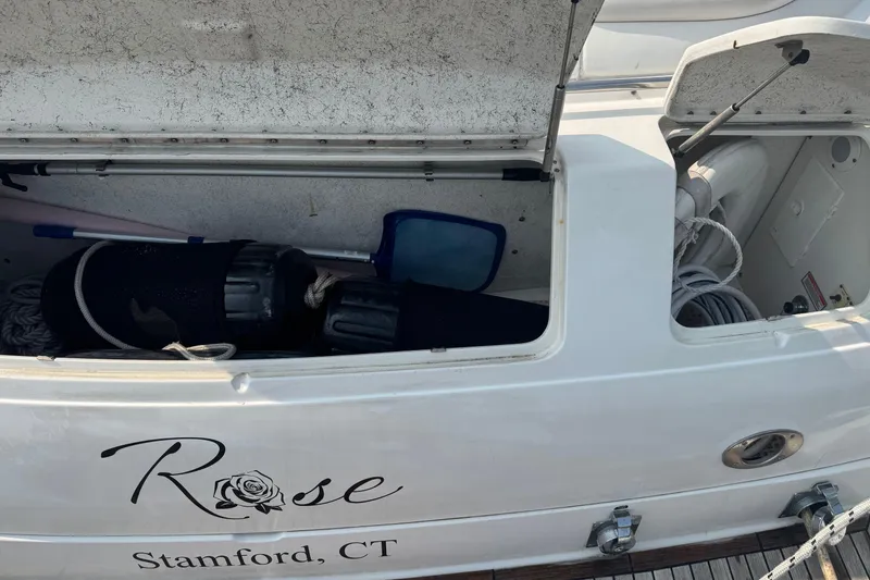 Slide: The Image of 2001 Sea Ray 540 Sundancer boat storage compartment with equipment, docked in Stamford, CT. - 41