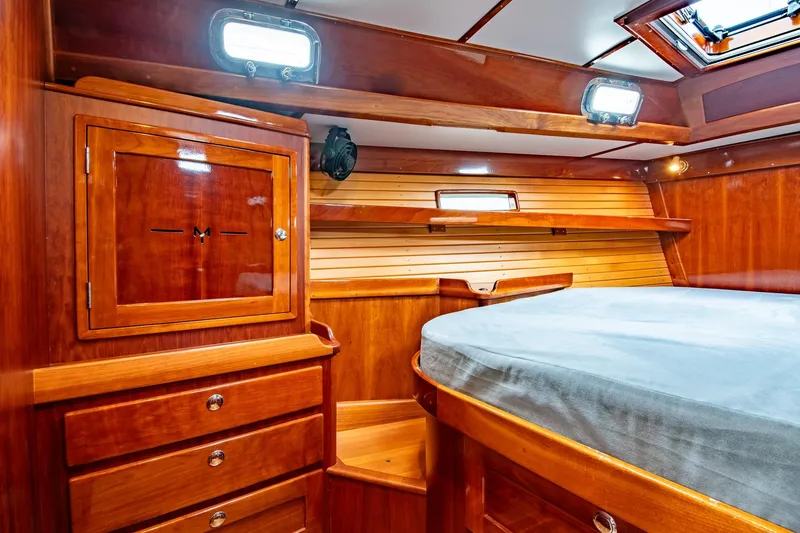 Slide: The Image of Luxurious wooden cabin interior of 2007 Morris Ocean Series 45 yacht. - 46