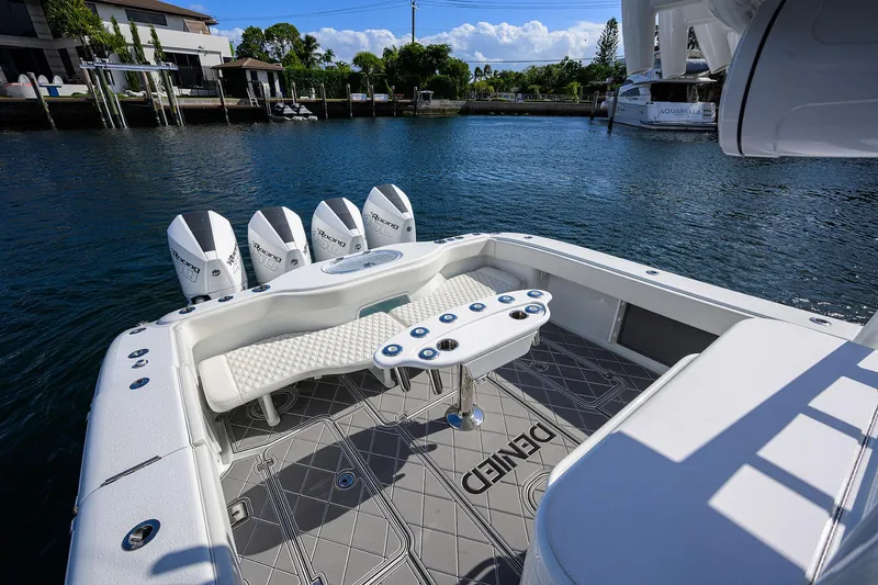 Slide: The Image of Yellowfin 42 Offshore 2021 - 57