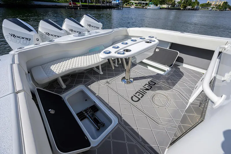 Slide: The Image of Yellowfin 42 Offshore 2021 - 67