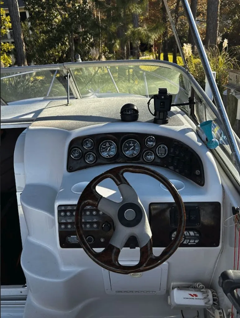 Slide: The Image of Crownline Boats 242 CR 2004 - 2