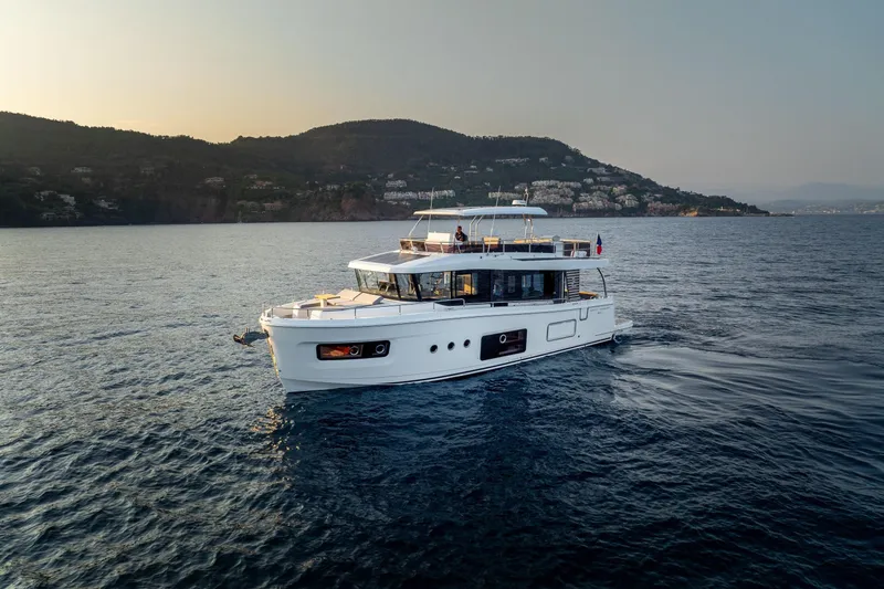 Slide: The Image of Beneteau Swift Trawler 54 2026 - 20