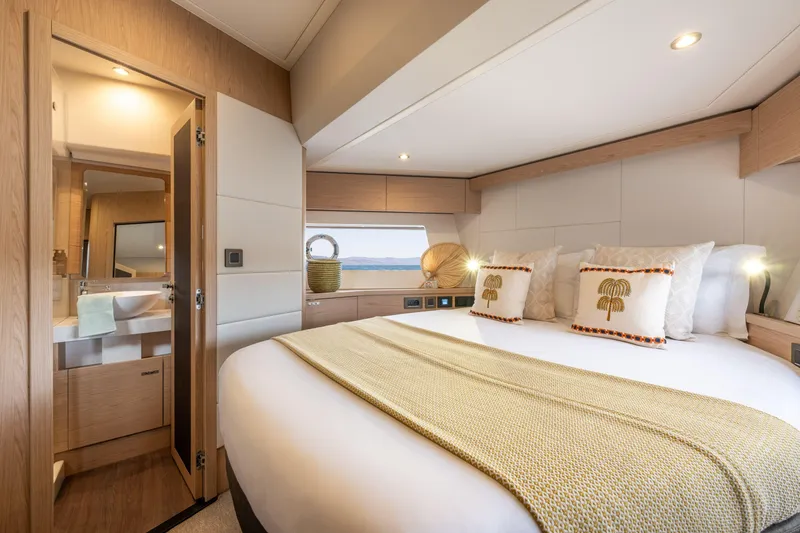 Slide: The Image of Beneteau Swift Trawler 54 2026 - 46