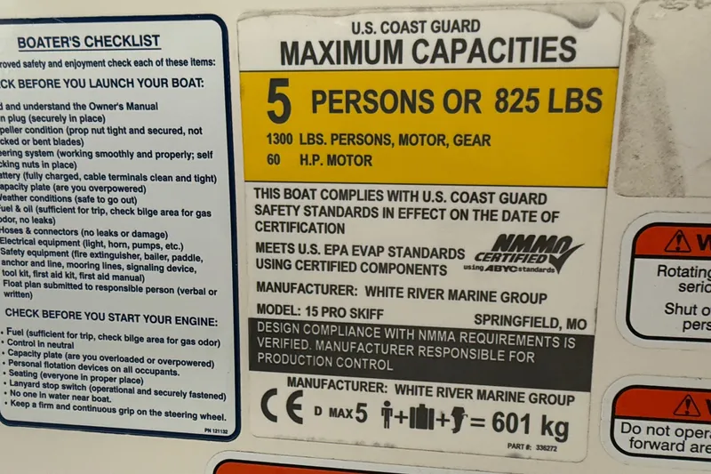 Slide: The Image of Lowrance Eagle 7 fishfinder on 2023 Mako Pro Skiff 15 CC boat. - 29