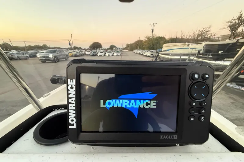 Slide: The Image of Minn Kota ignition protection on 2023 Mako Pro Skiff 15 CC boat. - 37