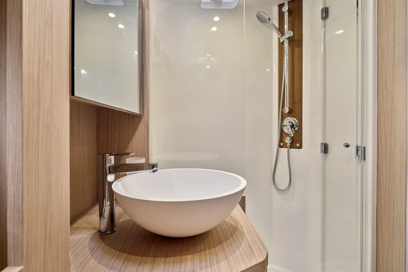 Slide: The Image of Beneteau Swift Trawler 48 2026 - 25