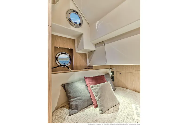Slide: The Image of Beneteau Swift Trawler 48 2026 - 33