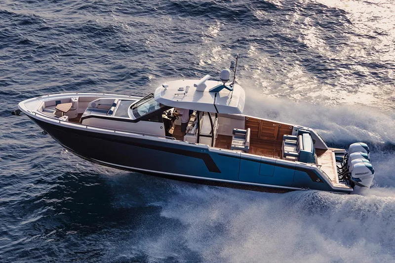 Slide: The Image of Manufacturer Provided Image: 2020 Ocean Alexander 45 Divergence Sport cruising on open water. - 0