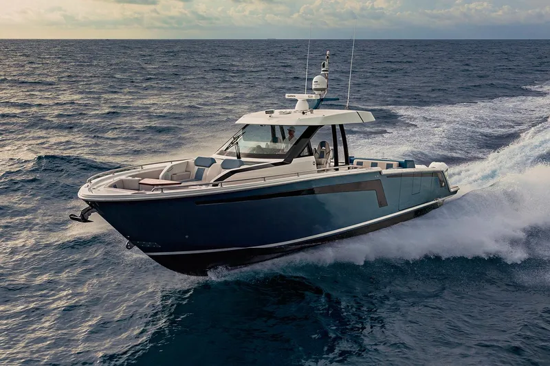 Slide: The Image of Manufacturer Provided Image: 2020 Ocean Alexander 45 Divergence Sport cruising on open water. - 3