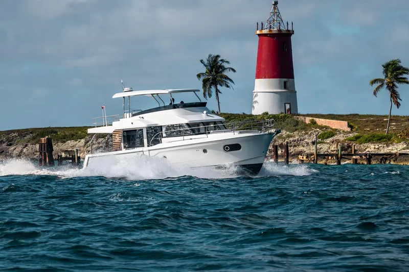 Slide: The Image of Beneteau Swift Trawler 48 2026 - 11