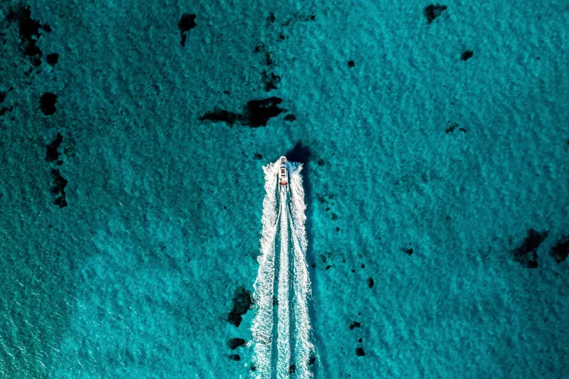 Slide: The Image of Beneteau Swift Trawler 48 2026 - 18