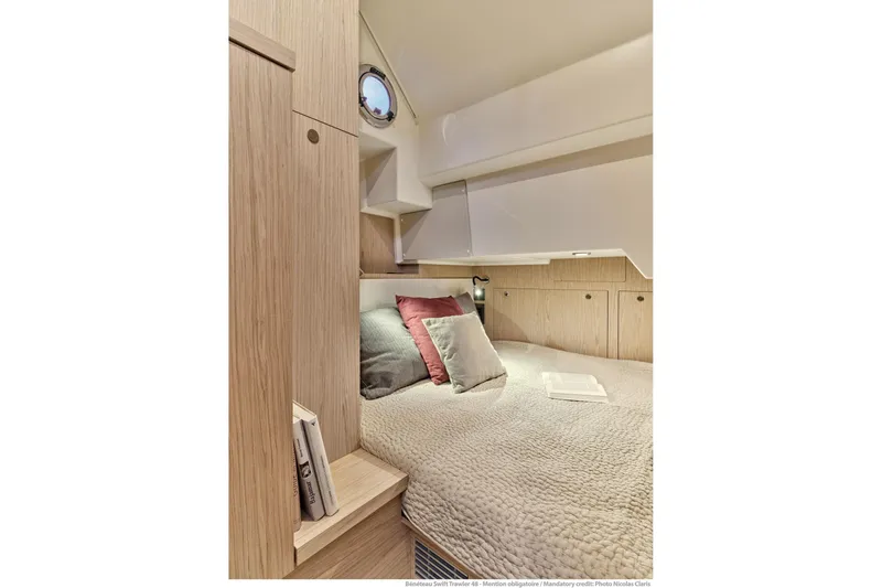 Slide: The Image of Beneteau Swift Trawler 48 2026 - 32