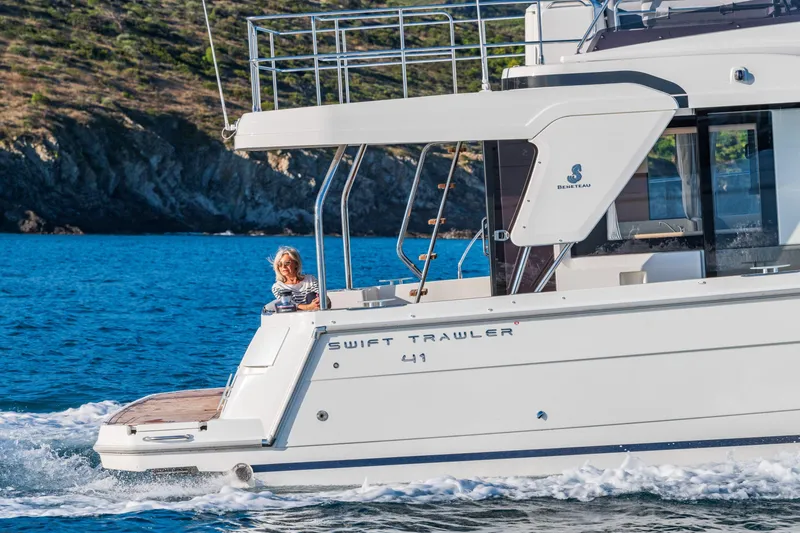 Slide: The Image of Beneteau Swift Trawler 41 Fly 2026 - 13