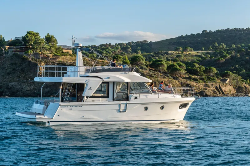 Slide: The Image of Beneteau Swift Trawler 41 Fly 2026 - 3
