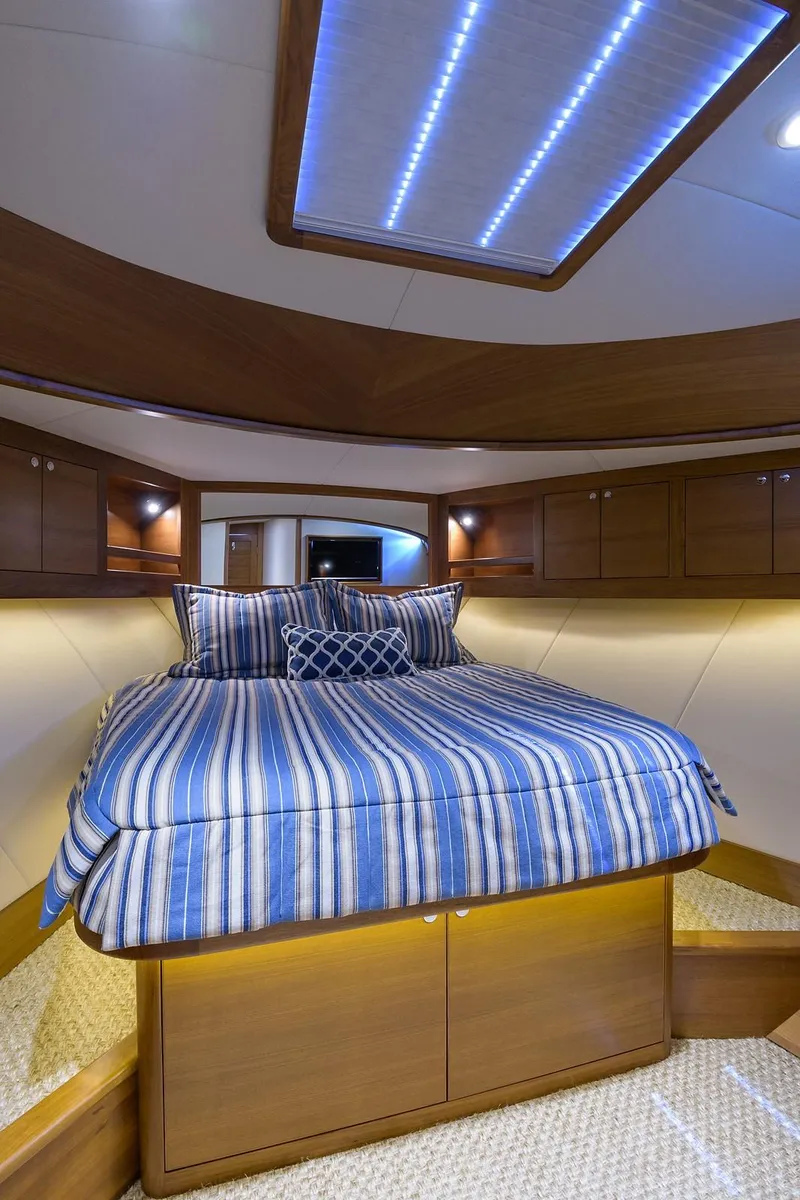 Slide: The Image of Palm Beach PB55 2018 - 50