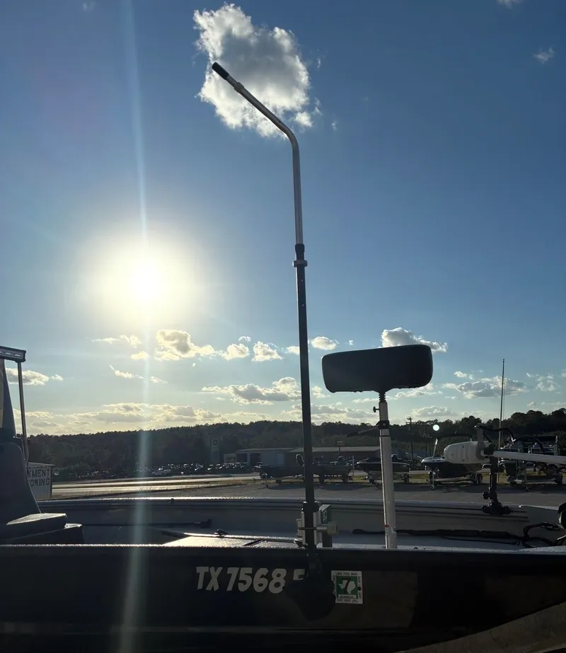 Slide: The Image of Excel 220 Bay Pro 2019 - 23