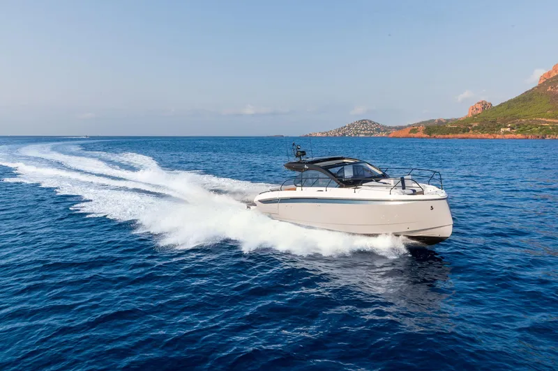 Slide: The Image of Beneteau Gran Turismo 40 2026 - 8