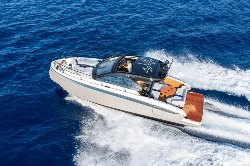 Slide: The Image of Beneteau Gran Turismo 40 2026 - 3