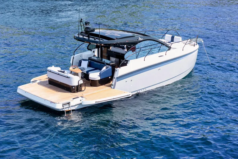 Slide: The Image of Beneteau Gran Turismo 40 2026 - 7