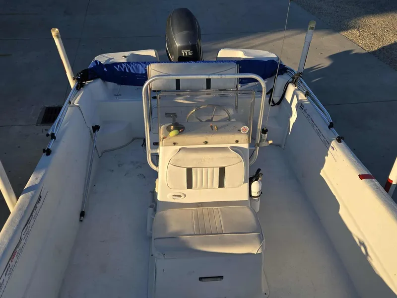 Slide: The Image of Carolina 198 DLX 2008 - 14