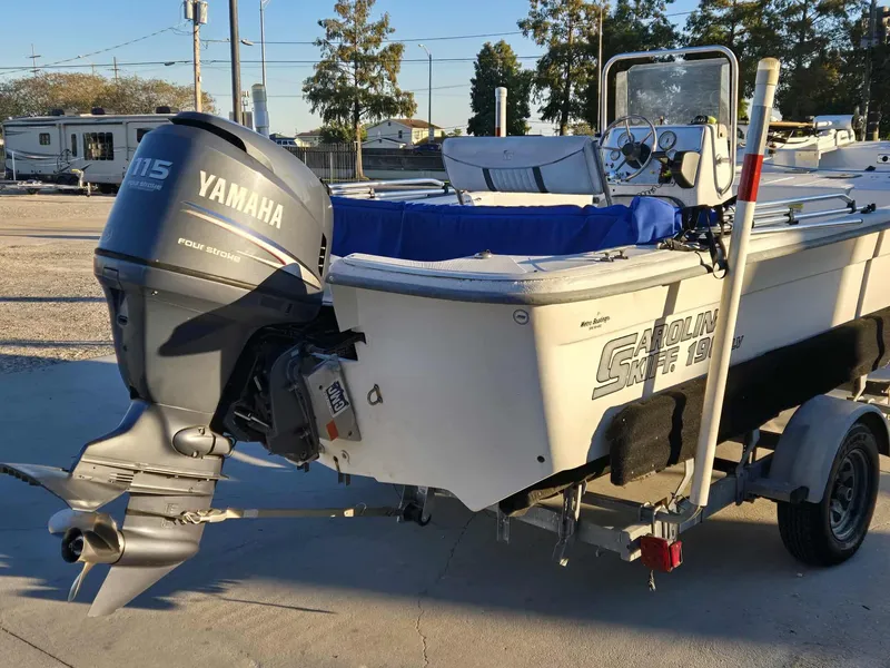 Slide: The Image of Carolina 198 DLX 2008 - 3