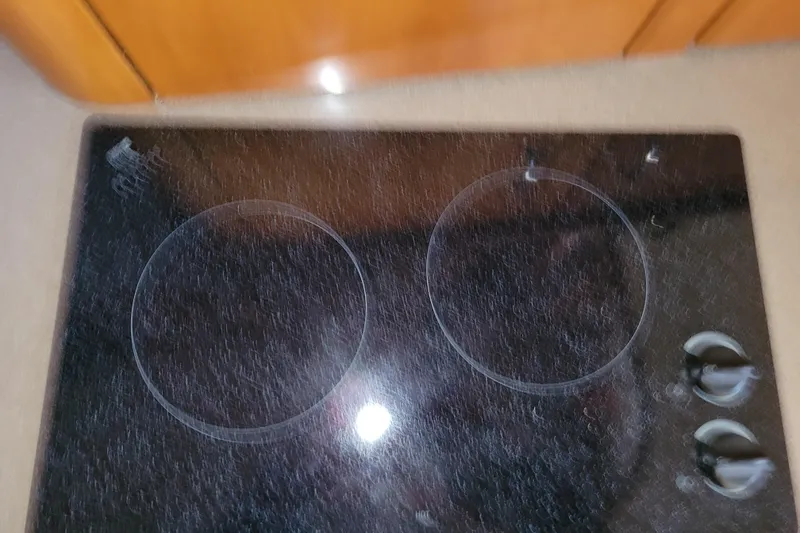 Slide: The Image of Garmin GPS display showing radar error code 1004 on a 2006 Carver 36 Mariner. - 27