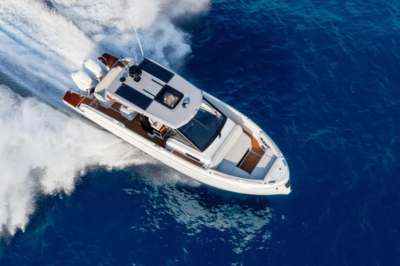 Slide: The Image of Beneteau Gran Turismo 35 2026 - 8