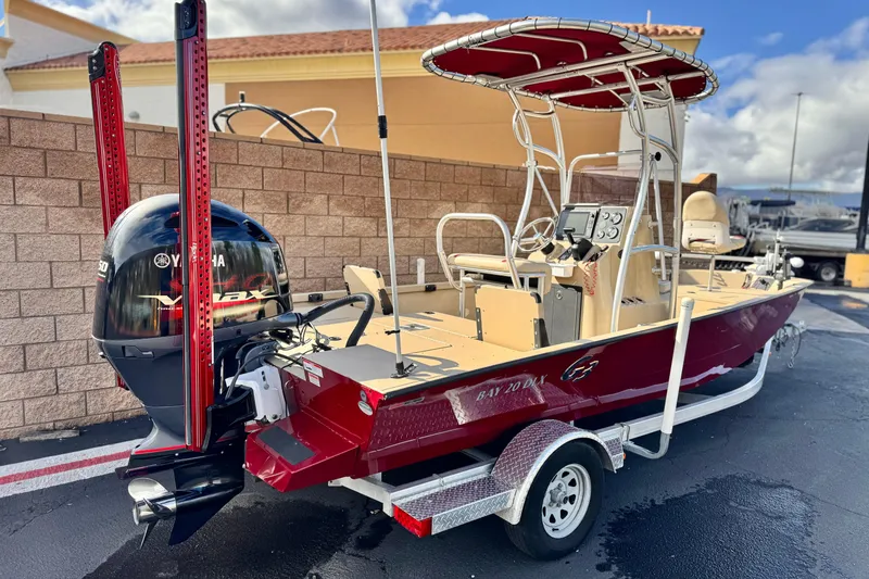 Slide: The Image of 2021 G3 Bay 20 DLX boat with Yamaha VMAX engine on trailer. - 5
