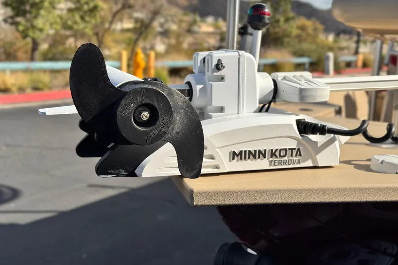 Slide: The Image of Minn Kota Terrova motor on 2021 G3 Bay 20 DLX boat, outdoor setting. - 8