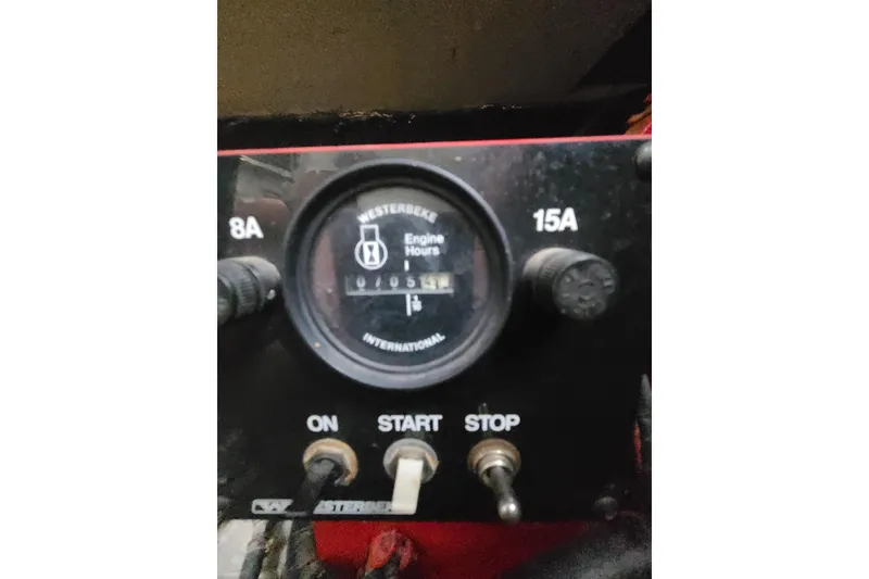 Slide: The Image of Engine hour meter on 1997 Bayliner 3255 Avanti boat dashboard. - 17