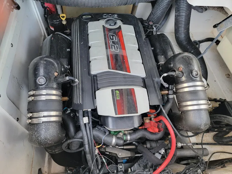 Slide: The Image of Sea Ray SDX270 2017 - 7