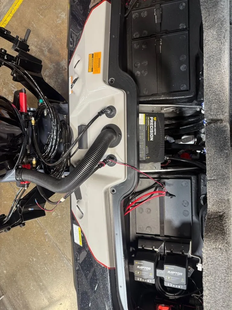 Slide: The Image of Skeeter ZXE20 2026 - 12