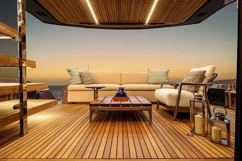 Slide: The Image of Cranchi Sessantadue 62 2026 - 9