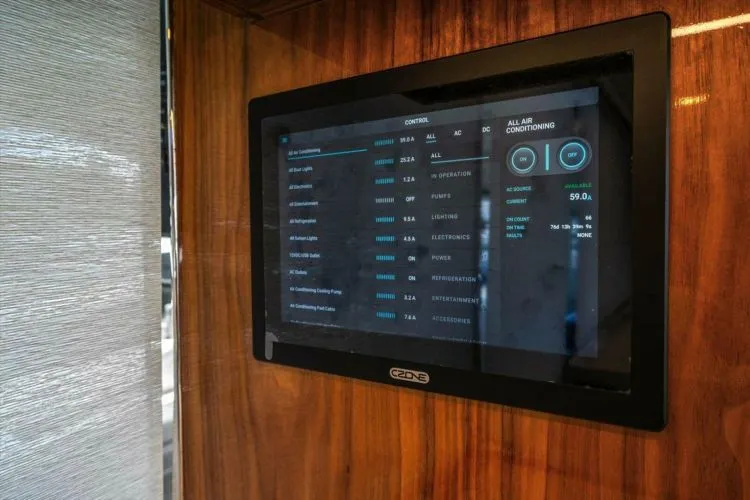 Slide: The Image of 2023 Riviera 5400 Sport Yacht - Image 25 - 25