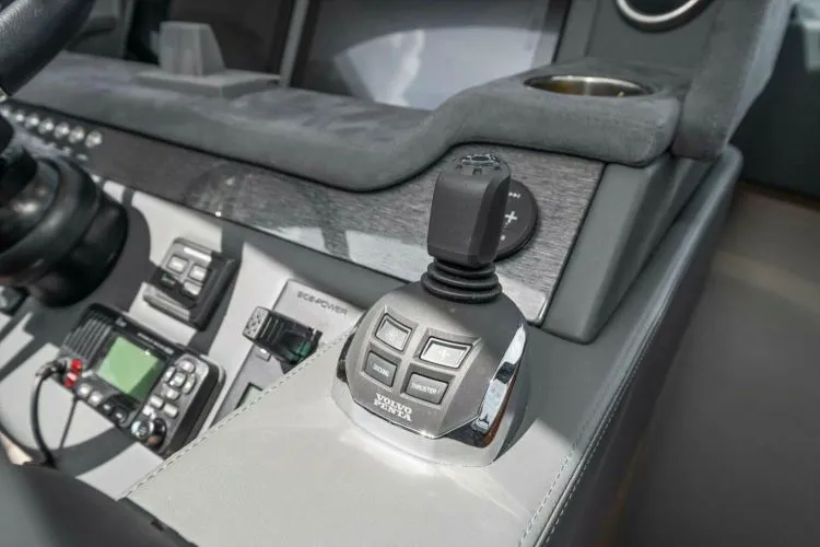 Slide: The Image of 2023 Riviera 5400 Sport Yacht - Image 35 - 35