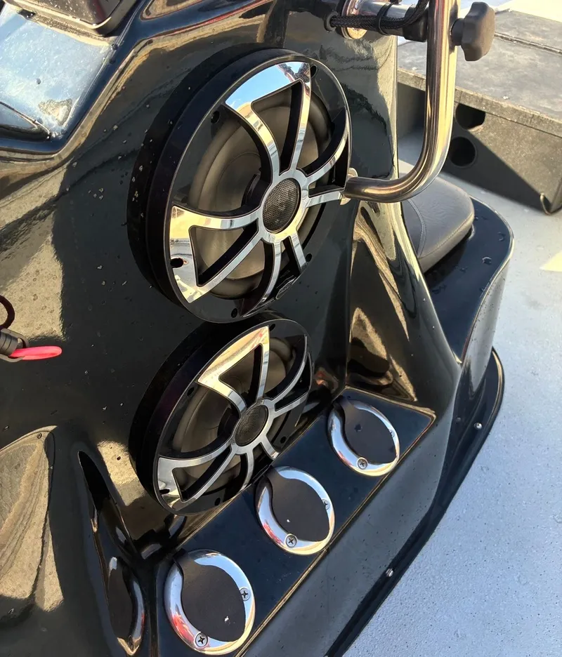 Slide: The Image of Excel 220 Bay Pro 2019 - 21