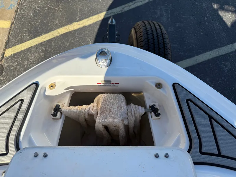 Slide: The Image of Chaparral 21 Surf 2020 - 28