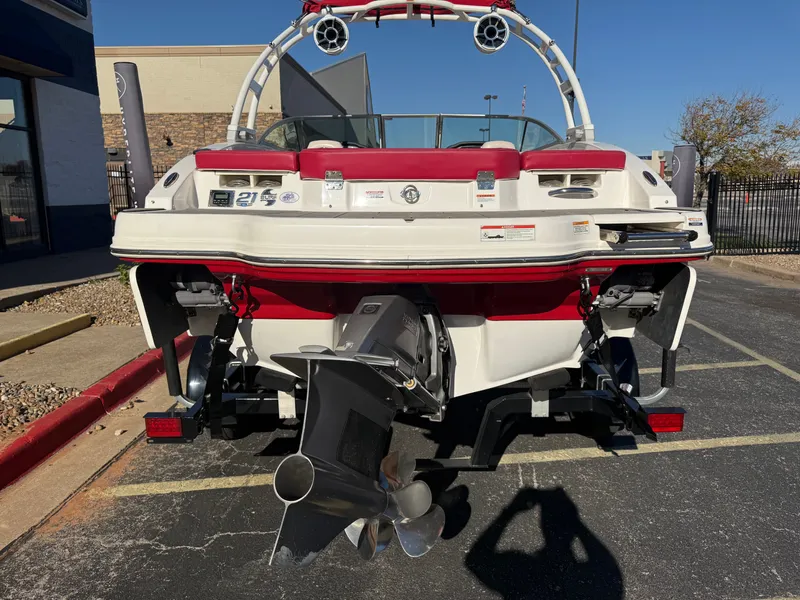 Slide: The Image of Chaparral 21 Surf 2020 - 7