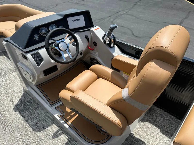 Slide: The Image of Crest Caribbean LX 230 SLRC 2024 - 11