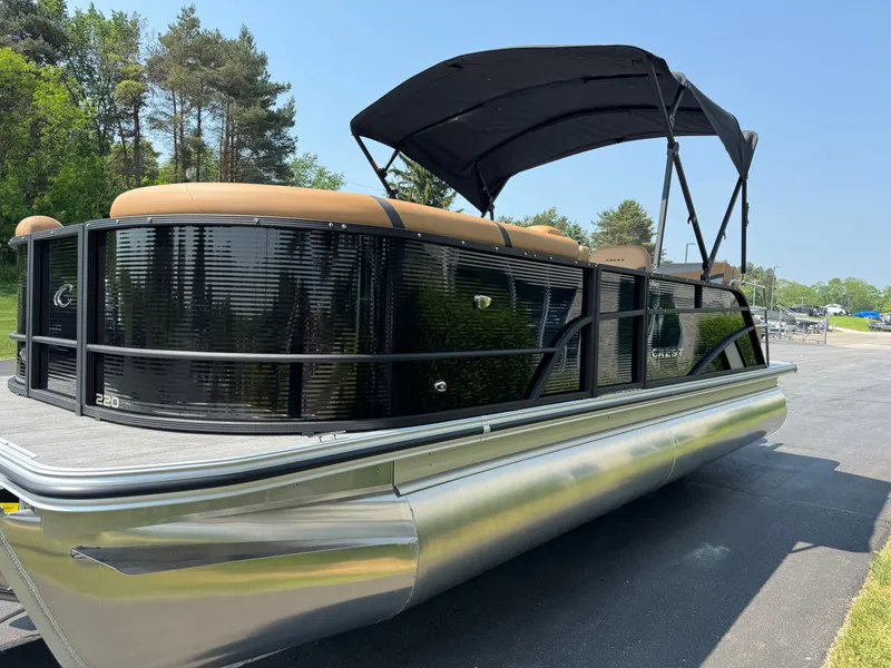 Slide: The Image of Crest Classic 220 2025 - 4