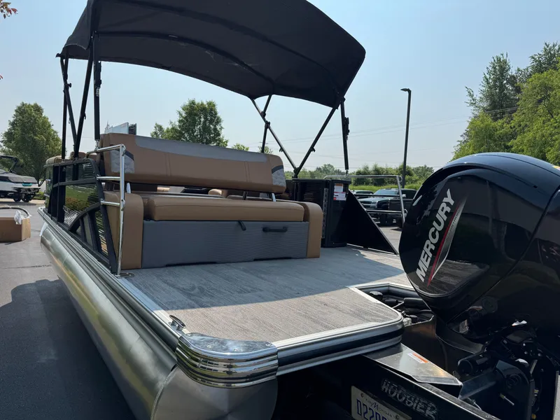 Slide: The Image of Crest Classic 220 2025 - 6