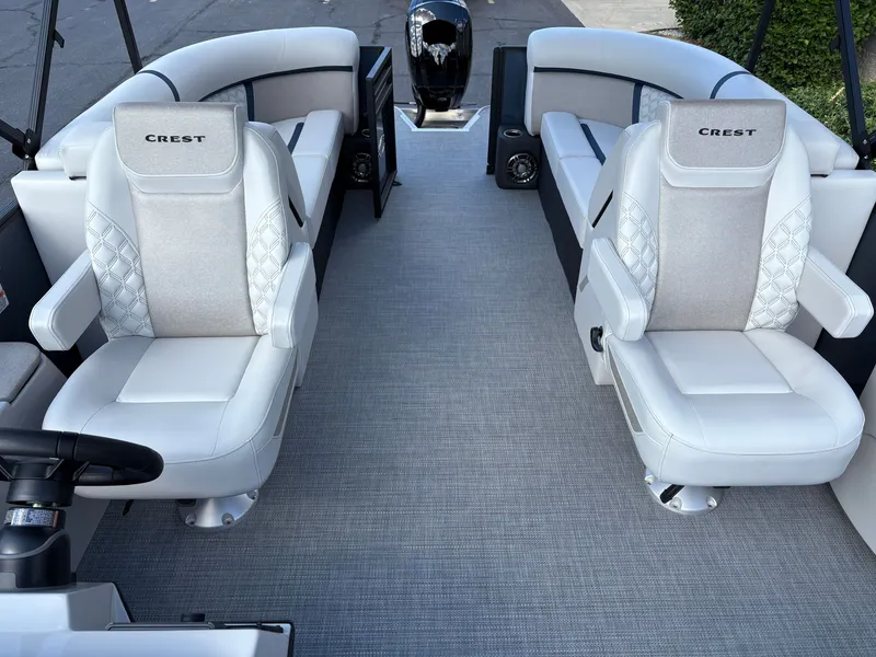 Slide: The Image of Crest Conquest 230 SLC 2026 - 14