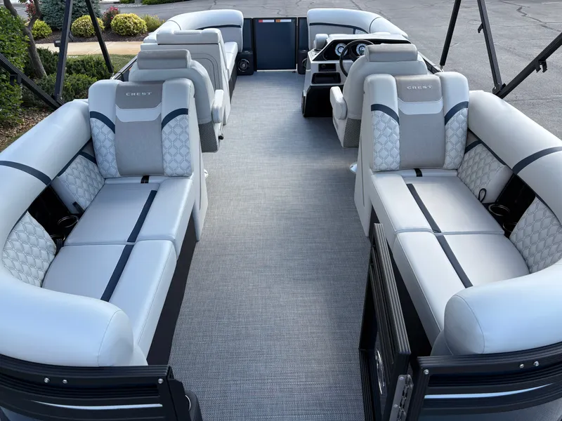 Slide: The Image of Crest Conquest 230 SLC 2026 - 7