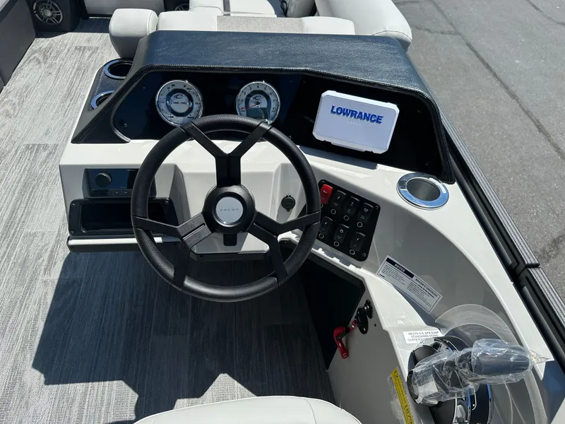 Slide: The Image of Crest Conquest 230 SLC 2026 - 10