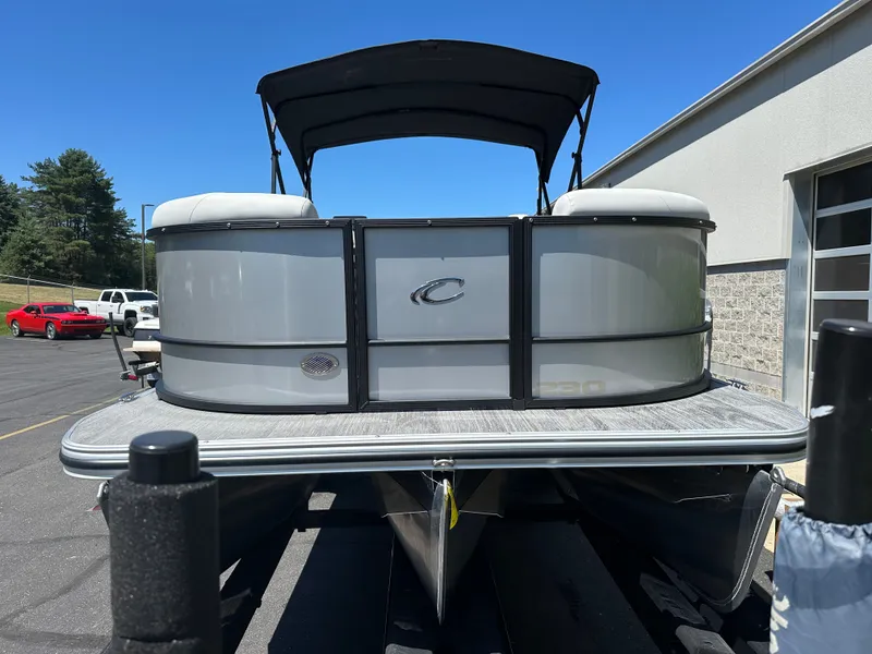 Slide: The Image of Crest Conquest 230 SLC 2026 - 3