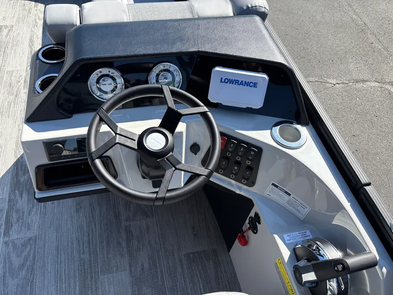 Slide: The Image of Crest Conquest 250 SLC 2026 - 13