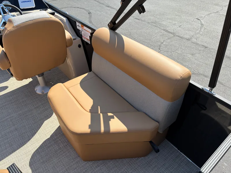 Slide: The Image of Crest Conquest SE 220 2026 - 10