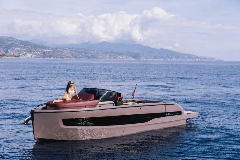 Slide: The Image of Cranchi A32 Luxury Tender 2026 - 29