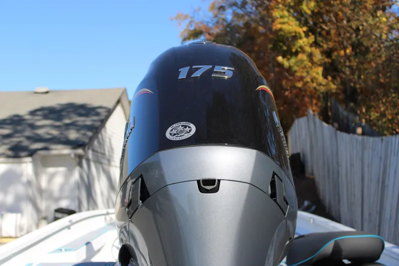 Slide: The Image of Outboard motor on 2026 Xpress H22B Bay boat, showcasing "175" horsepower. - 5