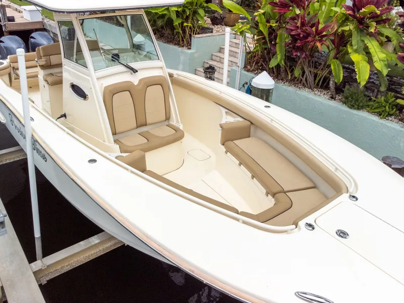 Slide: The Image of Scout 275 LXF 2015 - 10